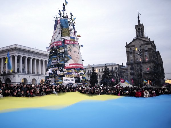 ยูเครนเริ่มปฏิบัติกระบวนการเลือกตั้งประธานาธิบดีก่อนกำหนด